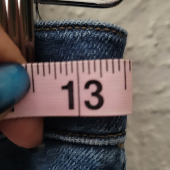 Madewell Mid-Rise Kick Out Jeans Size 26P - Picture 6 of 8